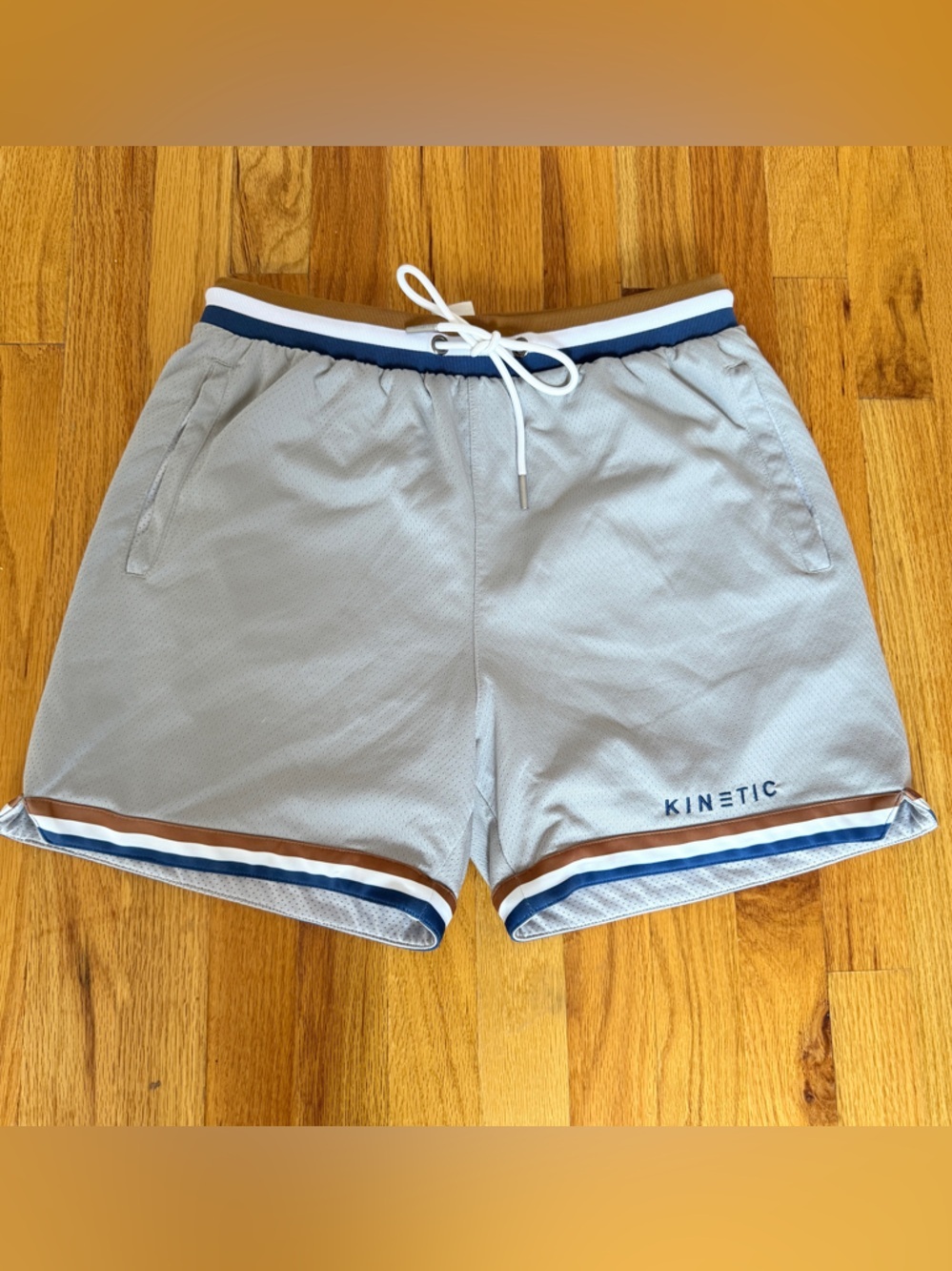 KINETIC Men’s Light Gray Drawstring Gym Shorts Size M